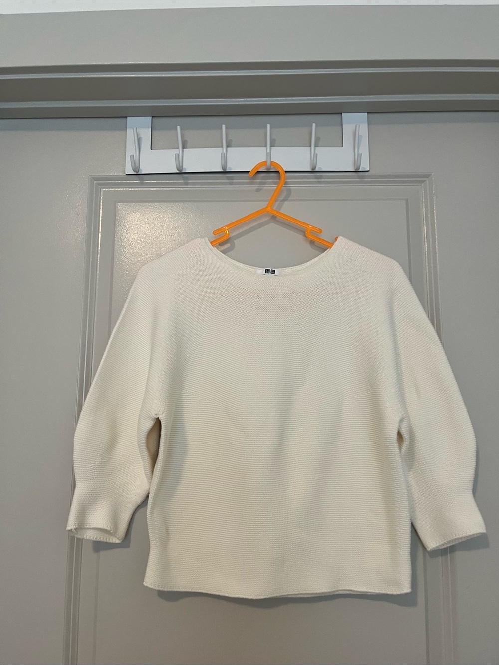 Uniqlo Cream 3D Knit Women's Sweater with 3/4 sleeve- Classic Boatneck size S